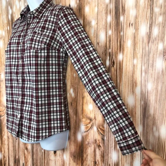 Mossimo Plaid Button Down Collared Long Sleeve Shirt - Picture 3 of 8